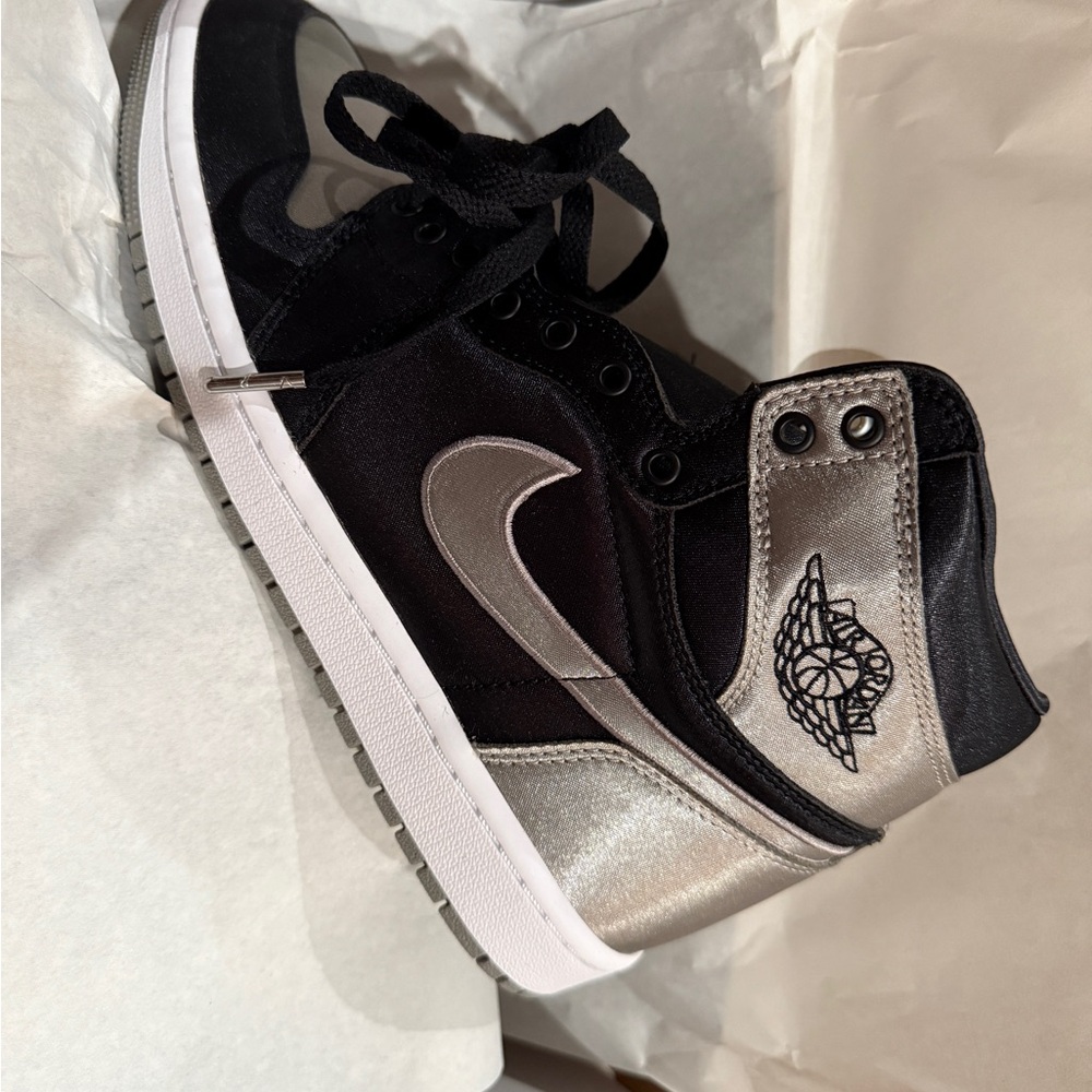 Jordan 1 High Black and Silver Sneakers
